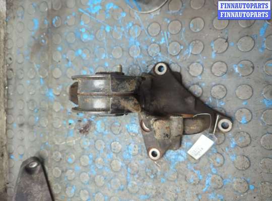 Кронштейн полуоси PG1219323 на Peugeot 3008 2009-2016