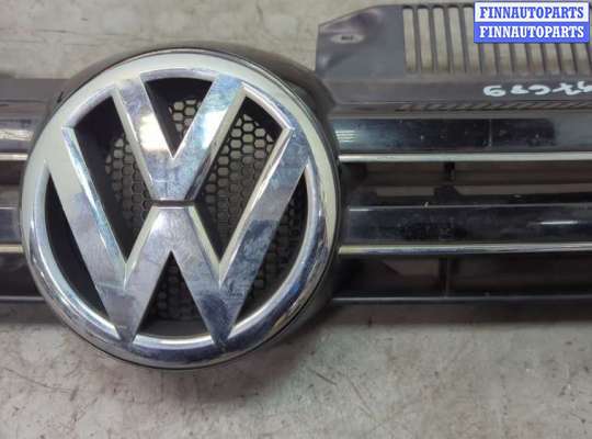 купить Решетка радиатора на Volkswagen Golf 6 2008-2012