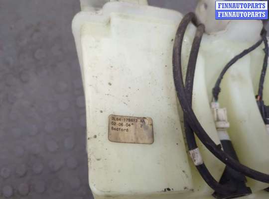 купить Бачок омывателя на Ford Escape 2000-2006