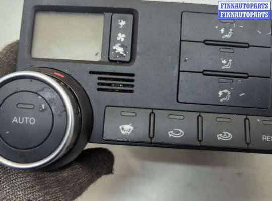 купить Переключатель отопителя (печки) на Volkswagen Touareg 2002-2007