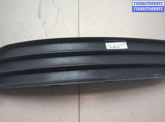 Решетка (заглушка) бампера на Audi A3 (8P)