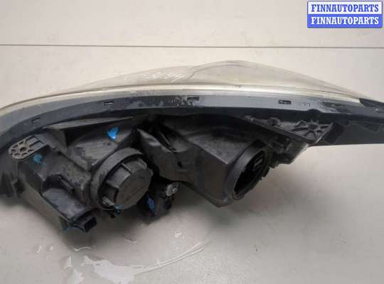 Фара передняя на Kia Ceed I (ED)