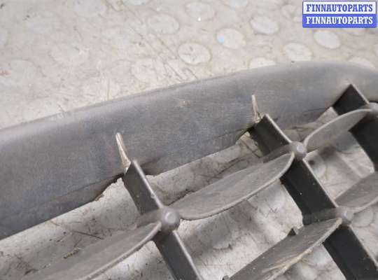 купить Решетка радиатора на Ford C-Max 2002-2010