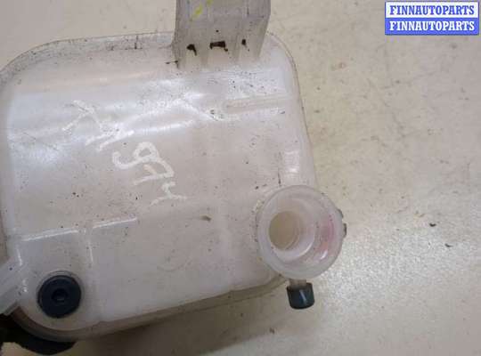 купить Бачок расширительный на Toyota C-HR 2016-2023