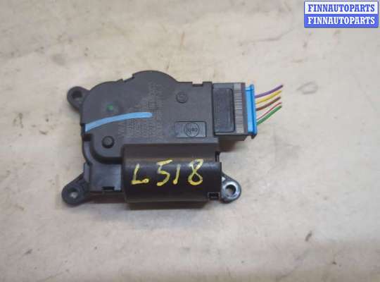 Моторчик заслонки печки на Volkswagen Tiguan II