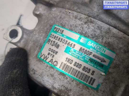 Компрессор кондиционера на Volkswagen Passat B6 (3C)