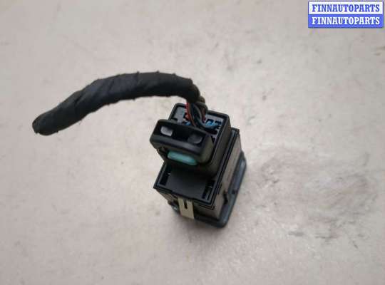 купить Кнопка стояночного тормоза (ручника) на Volkswagen Passat 6 2005-2010