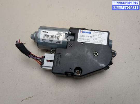 Моторчик люка на Audi A6 (C7)