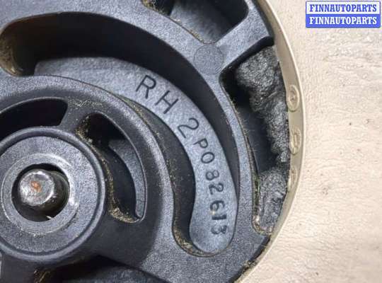 купить Подлокотник на Chrysler Pacifica 2003-2008
