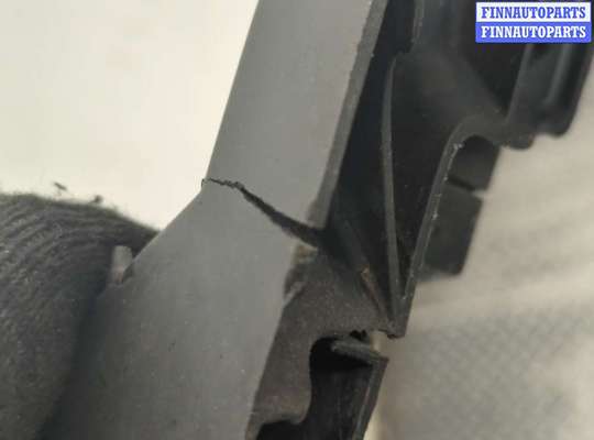 купить Рамка передняя (телевизор) на Hyundai i30 2007-2012
