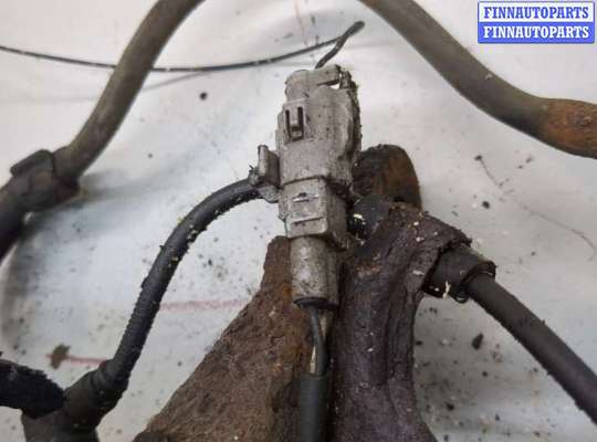 купить Ступица (кулак, цапфа) на Toyota RAV 4 2000-2005