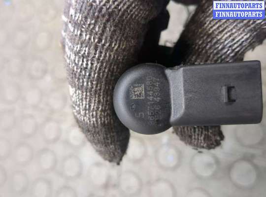 купить Форсунка топливная на Volvo S40 2004-2012
