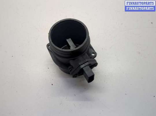 Датчик расхода воздуха (ДМРВ) на Volkswagen Transporter T4