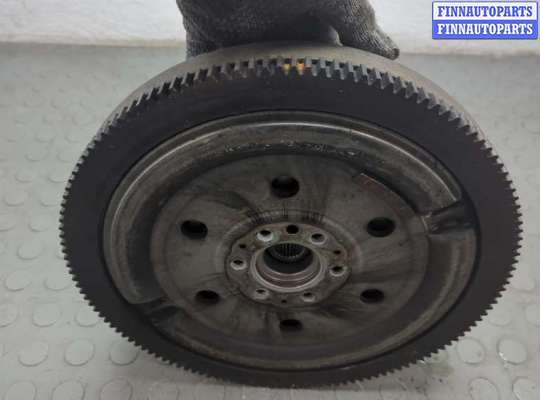 Маховик на Peugeot 3008 I