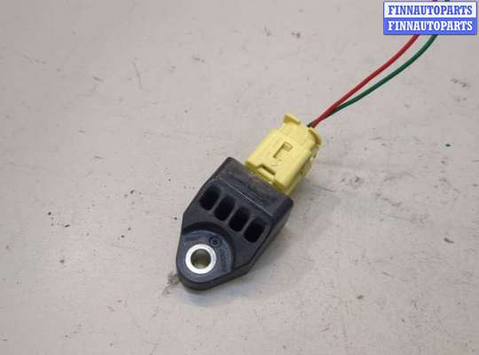 купить Датчик удара на Toyota Camry V40 2006-2011