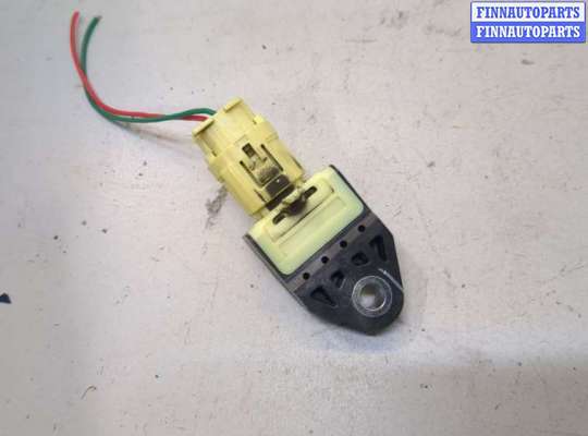 купить Датчик удара на Toyota Camry V40 2006-2011