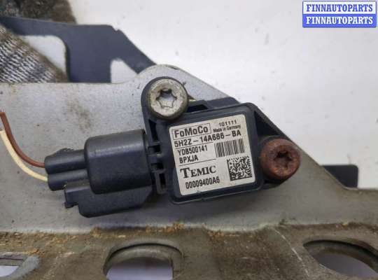 Кронштейн крепления крыла на Land Rover Discovery IV