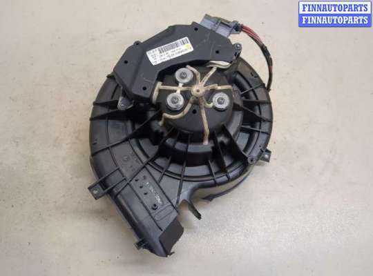 Мотор отопителя на Opel Vectra C