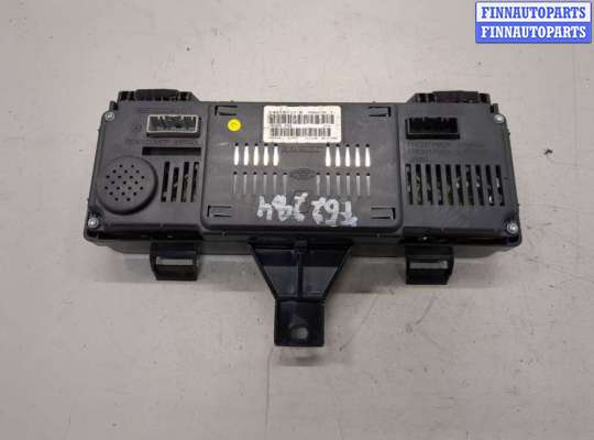 купить Щиток приборов (приборная панель) на Renault Scenic 2009-2012
