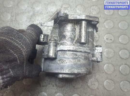 купить Насос вакуумный на Renault Trafic 2001-2014