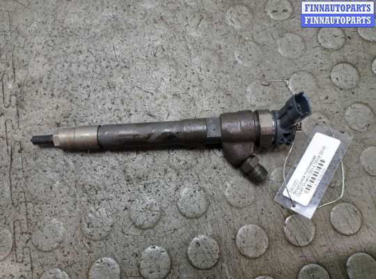 Форсунка топливная OP2417561 на Opel Vivaro 2014-2019