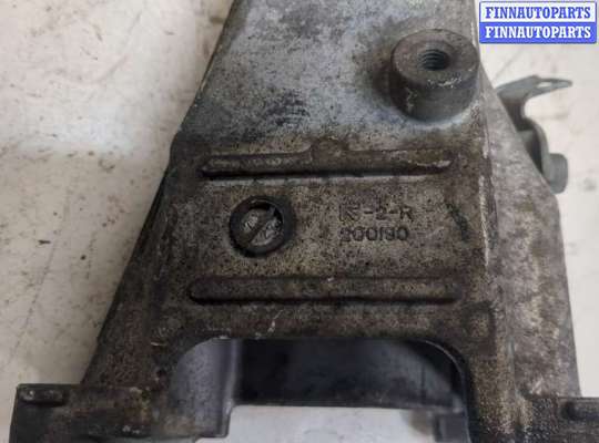 купить Кронштейн двигателя на Suzuki Grand Vitara 2005-2016