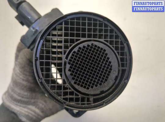 купить Измеритель потока воздуха (расходомер) на Volkswagen Passat 6 2005-2010