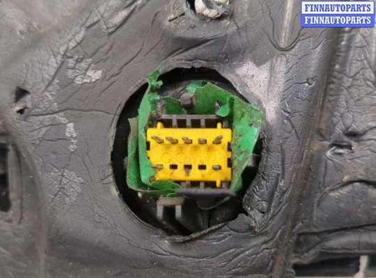 купить Зеркало боковое на Renault Megane 2 2002-2009