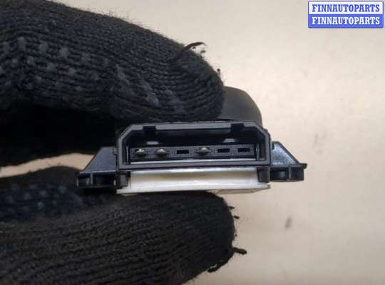 купить Кнопка регулировки сидений на Volkswagen Passat CC 2008-2012