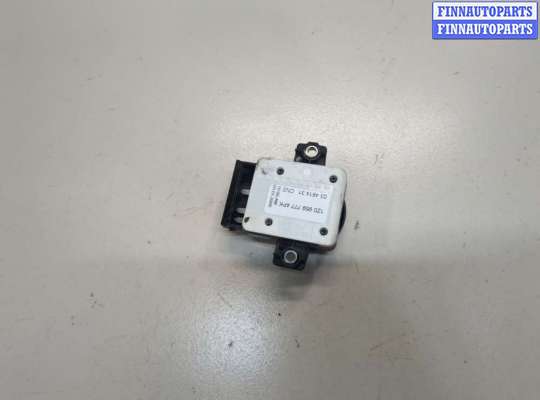 купить Кнопка регулировки сидений на Volkswagen Passat CC 2008-2012
