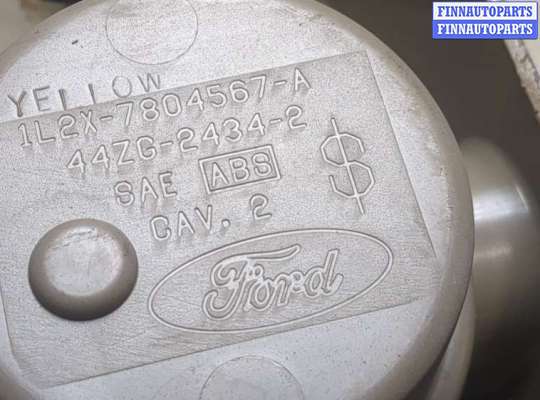 купить Пластик центральной консоли на Ford Explorer 2001-2006
