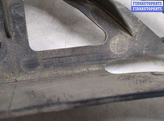 купить Кронштейн подрамника на Porsche Cayenne 2010-2018