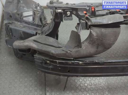 Панель передняя (телевизор) на Opel Astra J