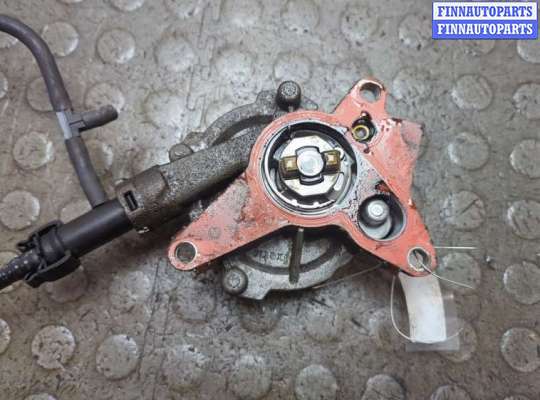 Насос вакуумный RN1567813 на Opel Movano 2010-