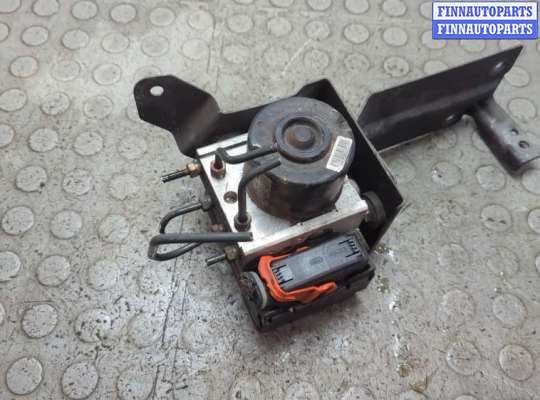 Блок АБС, насос (ABS, ESP, ASR) MT572885 на Mitsubishi Grandis