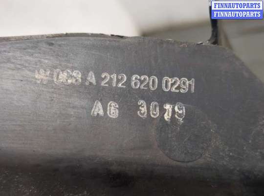 Кронштейн рамки передней MB1237834 на Mercedes R W251 2005-