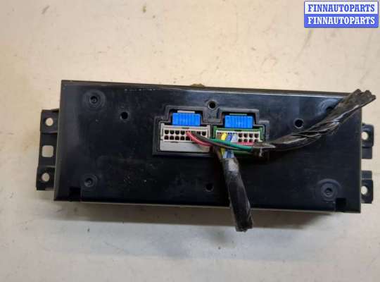 Блок управления печкой на Cadillac Escalade III (GMT 900)