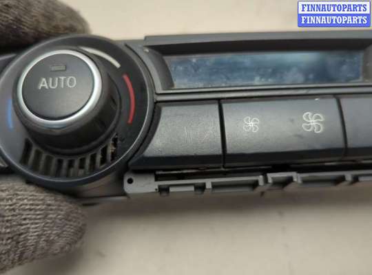 Блок управления печкой на BMW X5 (E70)