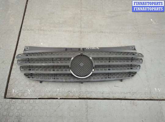 Решетка радиатора MB1691738 на Mercedes Viano 2003-2014