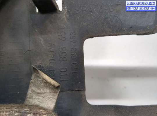 купить Решетка радиатора на Volkswagen Touran 2003-2006