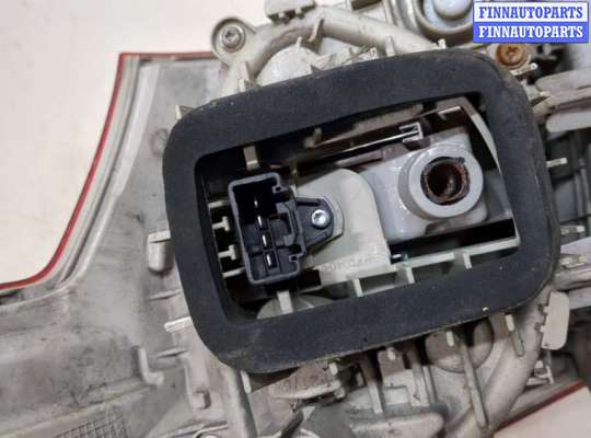 купить Фонарь (задний) на Ford B-Max