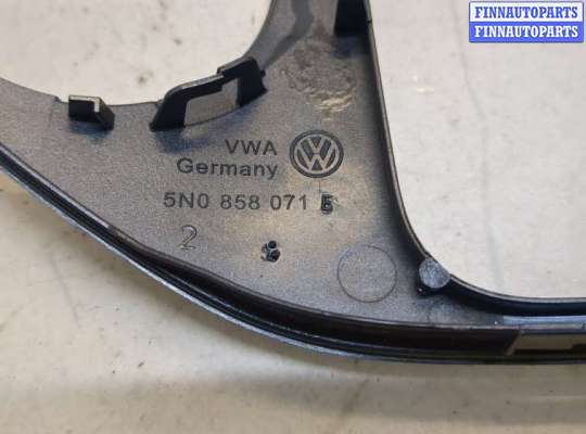 купить Рамка под магнитолу на Volkswagen Tiguan 2011-2016
