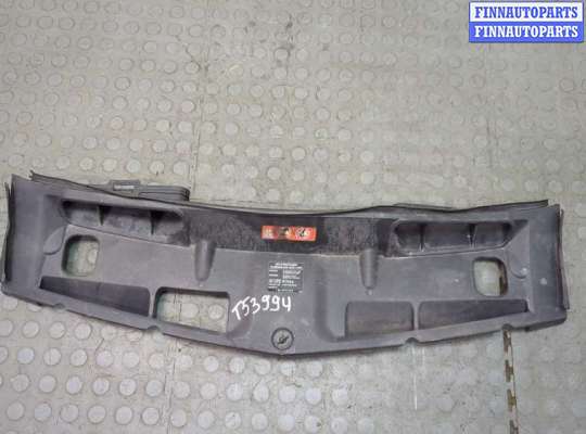 Накладка замка капота MB1571680 на Mercedes C W204 2006-2015