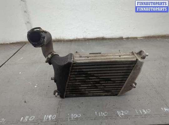 Радиатор интеркулера AU1722693 на Audi A8 (D3) 2002-2010