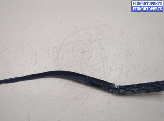 Поводок дворника на Toyota Camry XV40