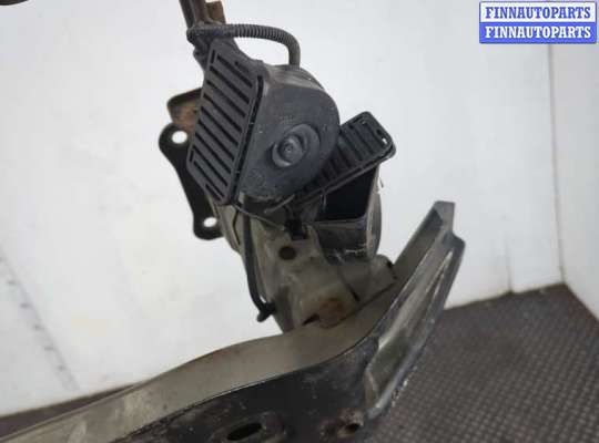 купить Усилитель бампера на Ford Focus 3 2011-2015