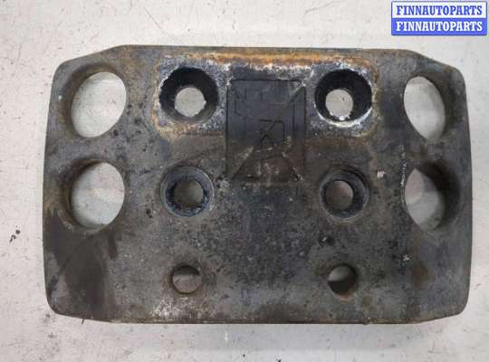купить Кронштейн (лапа крепления) на Land Rover Discovery 3 2004-2009