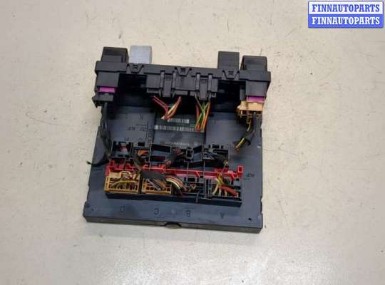Блок управления бортовой сети (Body Control Module) VG2513317 на Volkswagen Touran 2006-2010