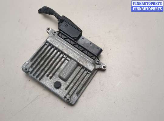 Блок управления двигателем MB1704656 на Mercedes C W204 2006-2015