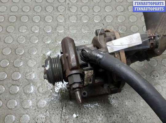 Насос гидроусилителя руля (ГУР) FO2216777 на Ford Mondeo 3 2000-2007